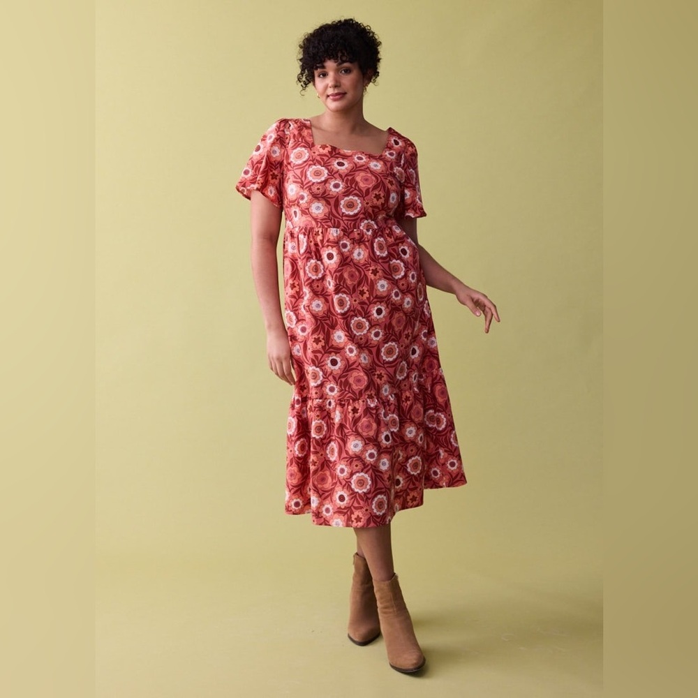 Joanie NWT Pink Floral Square Neck Dress